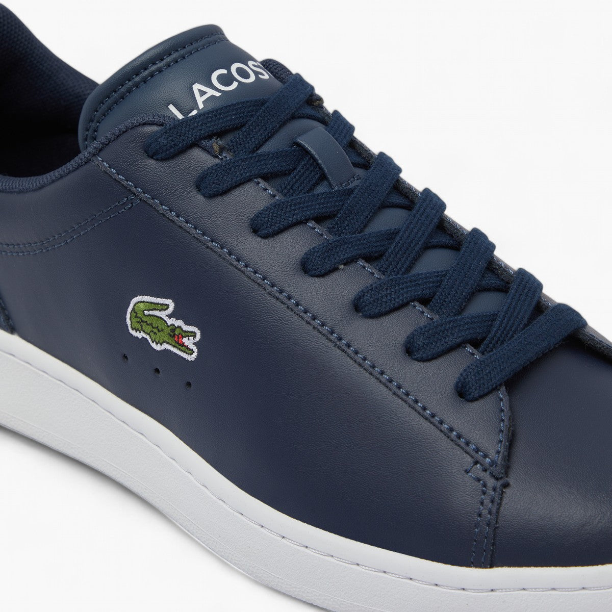 L003 Neo Sneakers