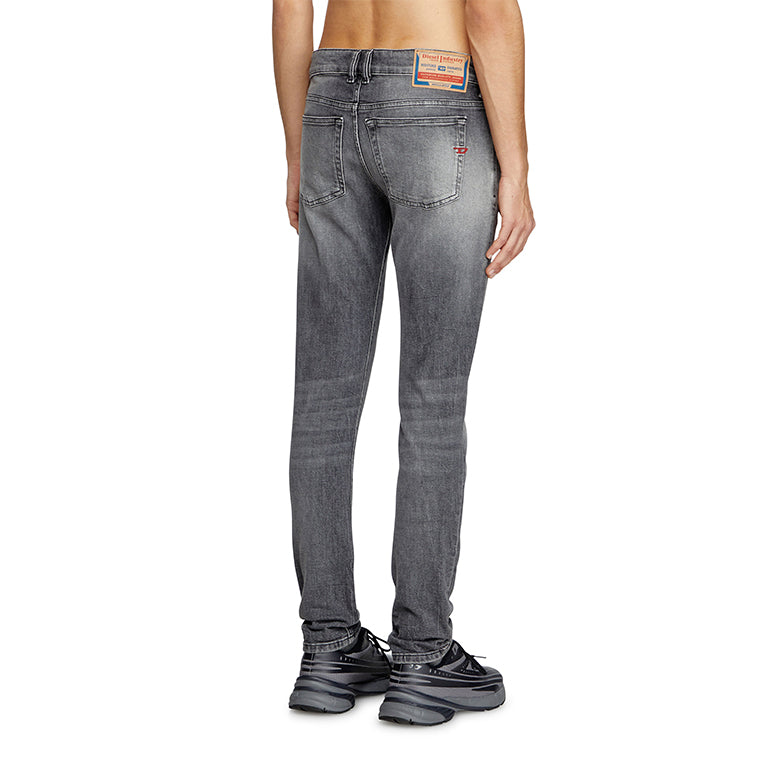 Diesel 1979 Sleenker Skinny Jeans