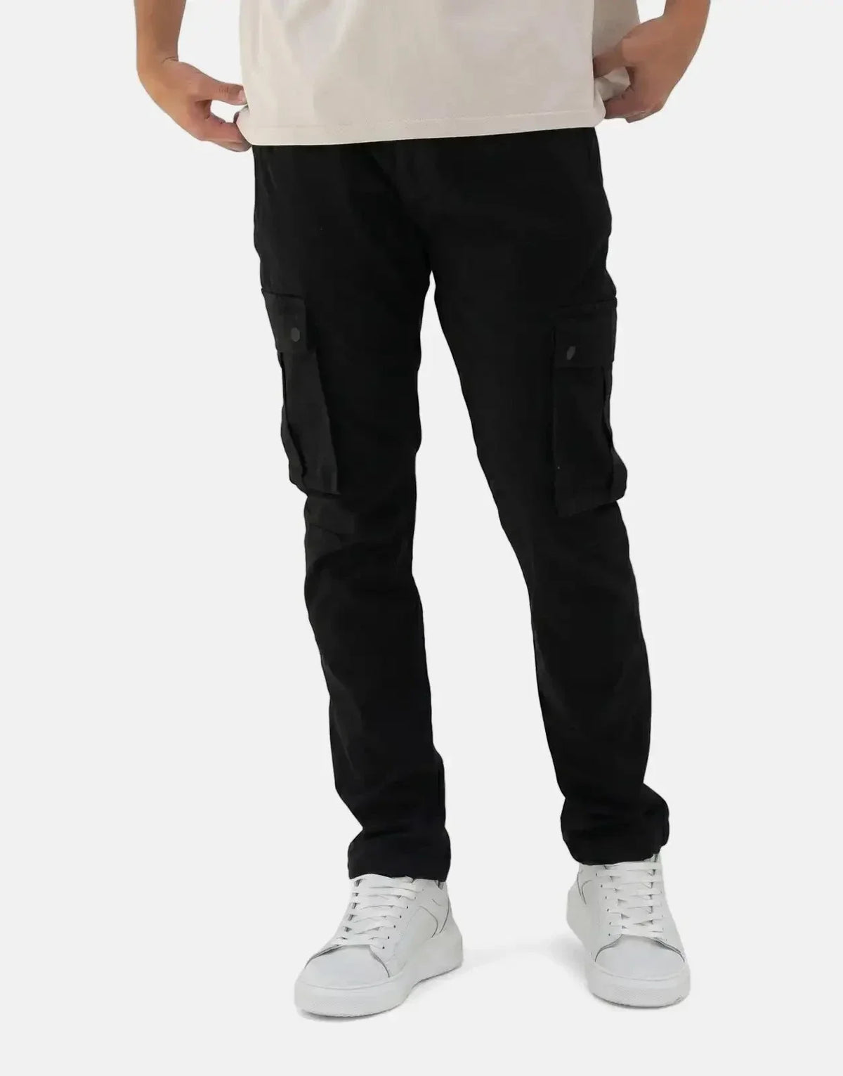 Fade Essential Cargo Black Pants