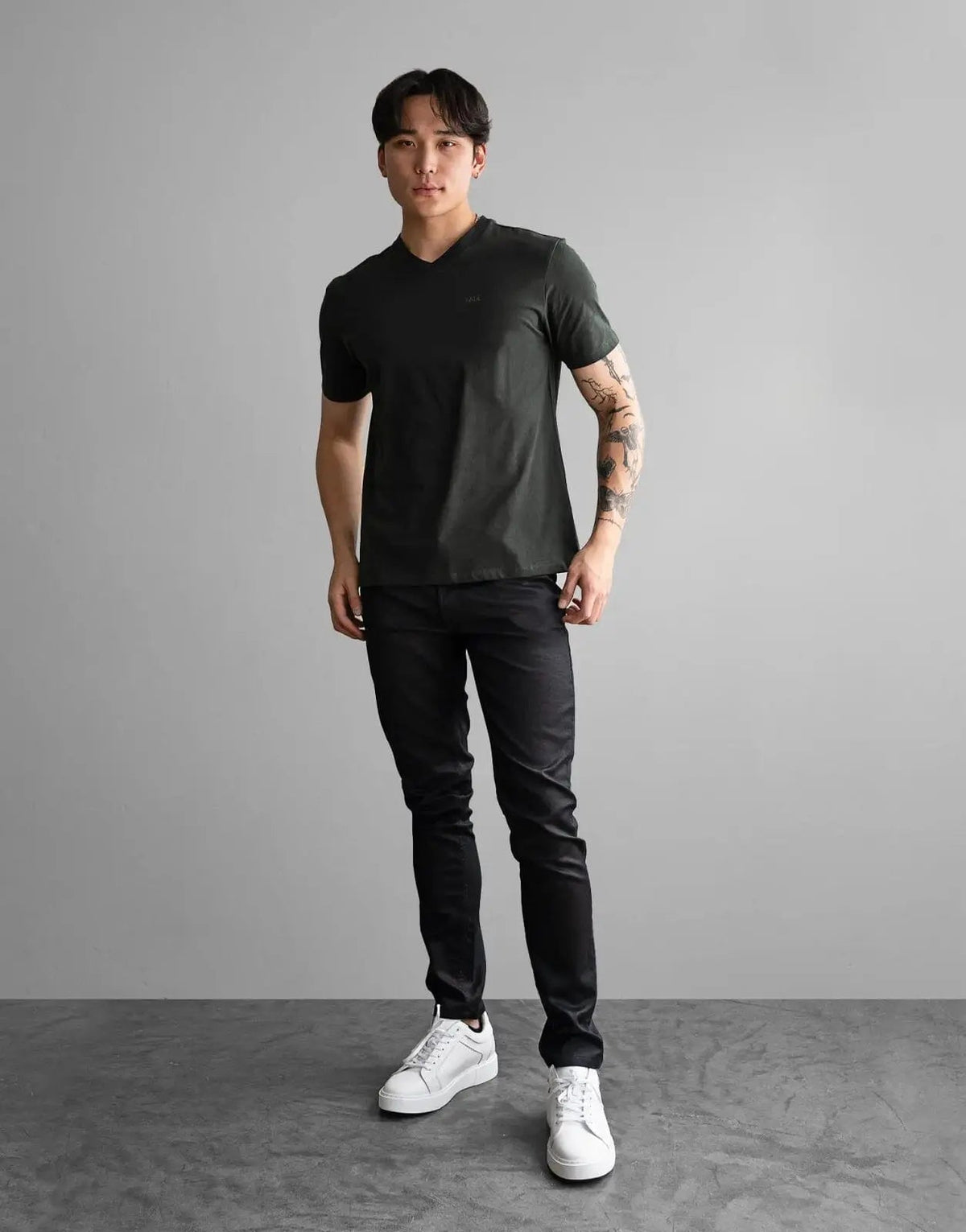 Fade Essential V-Neck Green T-Shirt - view 4