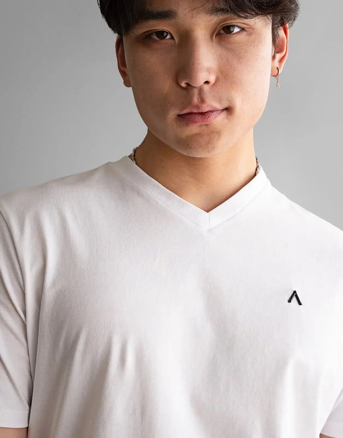 Fade Icon V-Neck White T-Shirt - view 3